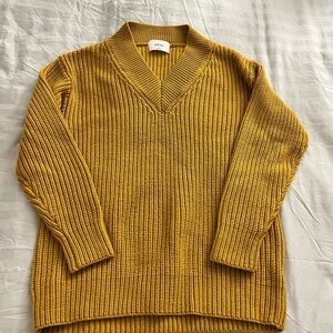 Aritzia Wilfred V-Neck Sweater in Mustard Yellow